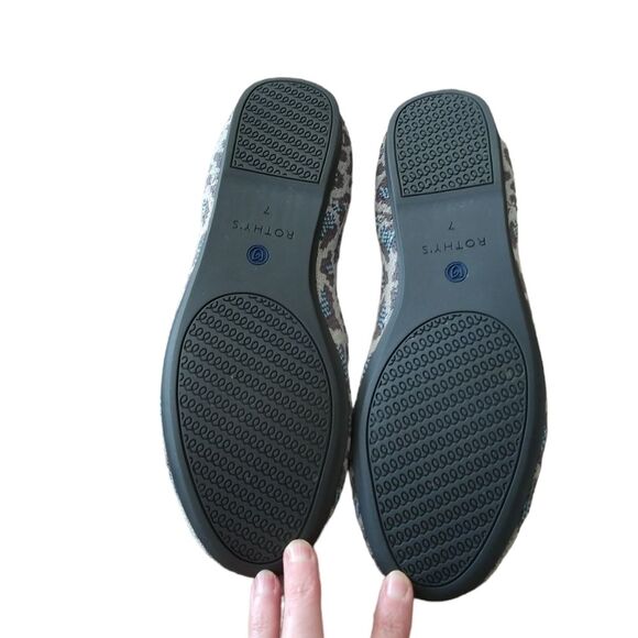 Rothys The Flats in Spotted Leopard Grey/Blue - Picture 9 of 12
